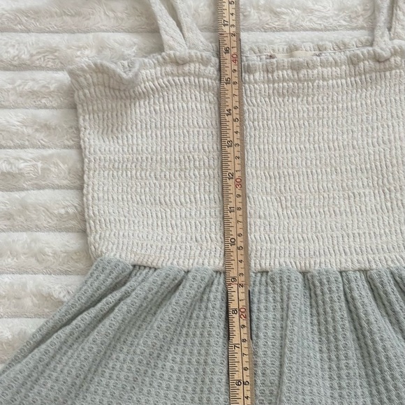 ALTAR’D STATE Colorblock Smocked Waffle Knit Tie Shoulder Babydoll Top Small - Picture 6 of 6